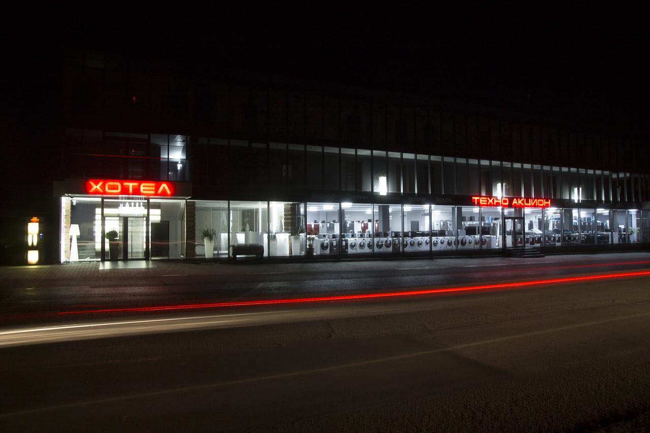 Acktion Deluxe Otel Shumen Dış mekan fotoğraf