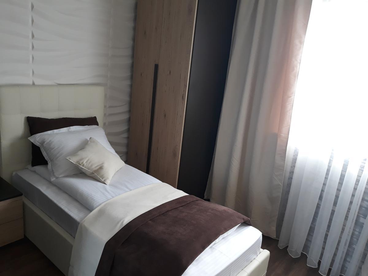 Acktion Deluxe Otel Shumen Dış mekan fotoğraf