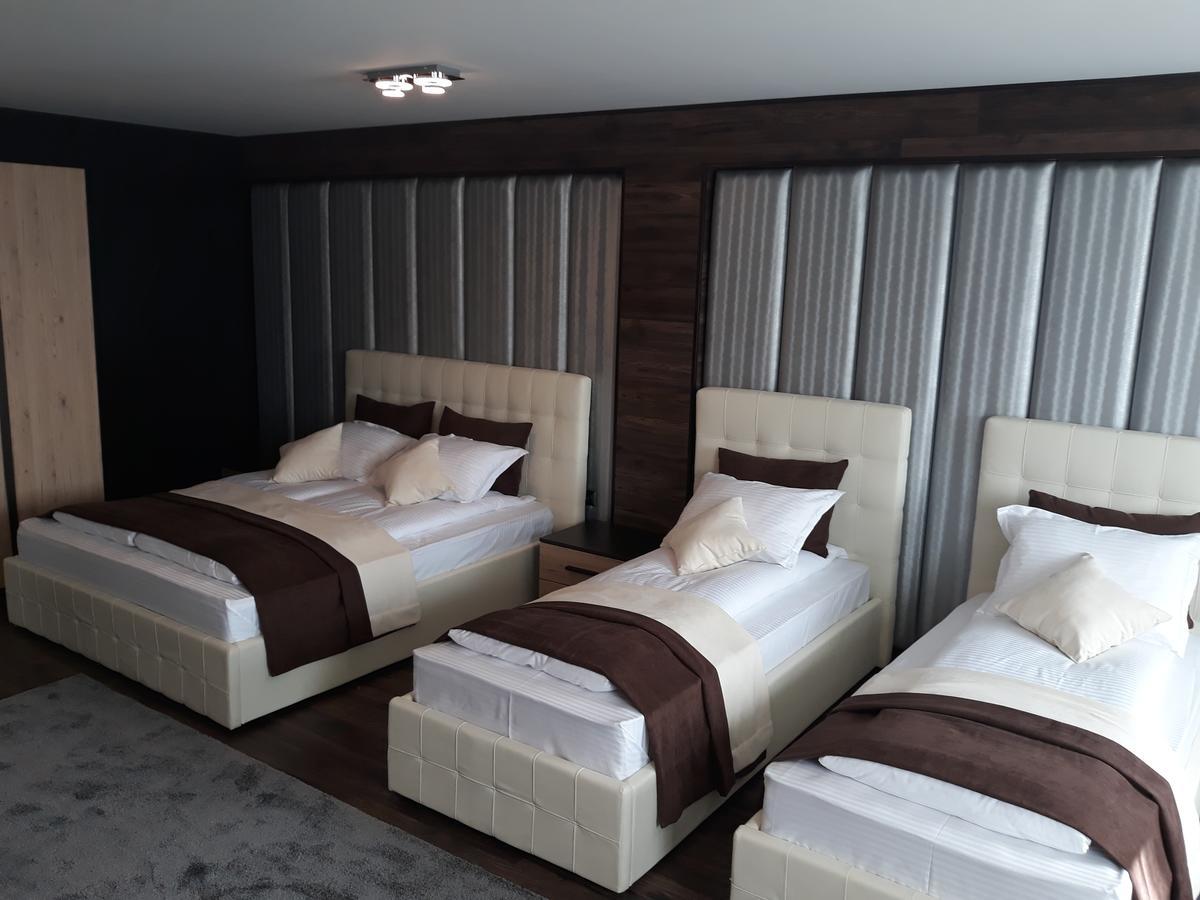 Acktion Deluxe Otel Shumen Dış mekan fotoğraf