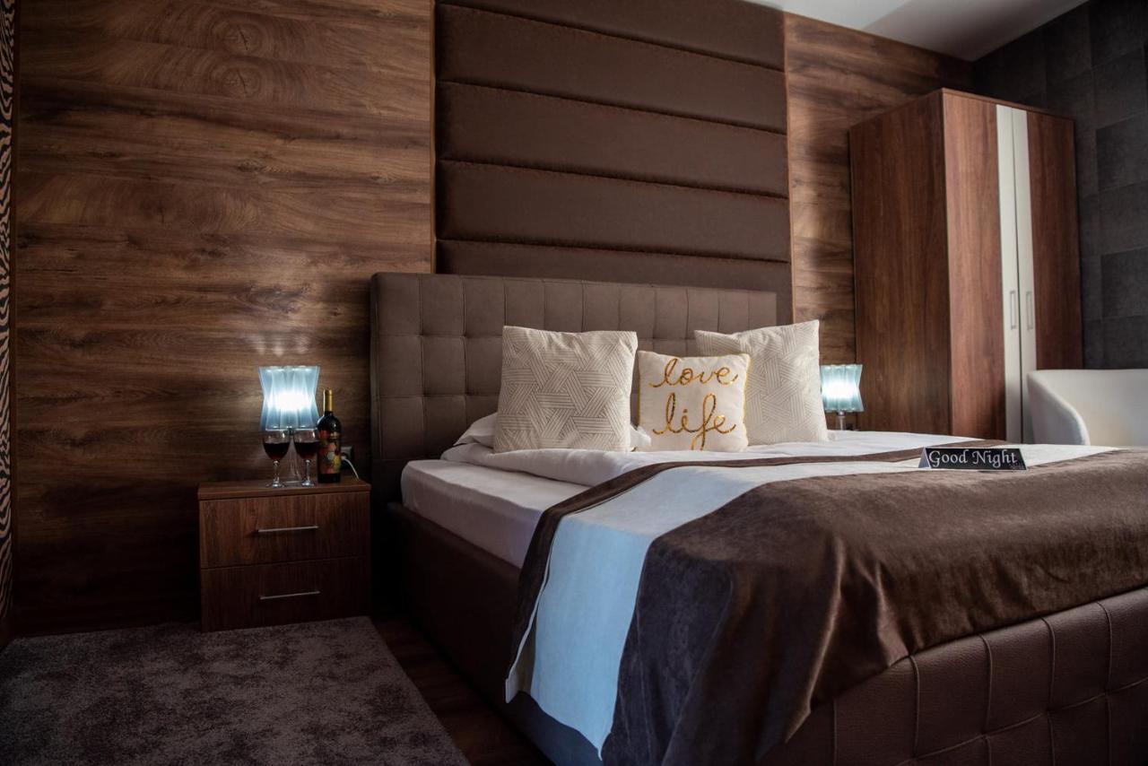 Acktion Deluxe Otel Shumen Dış mekan fotoğraf