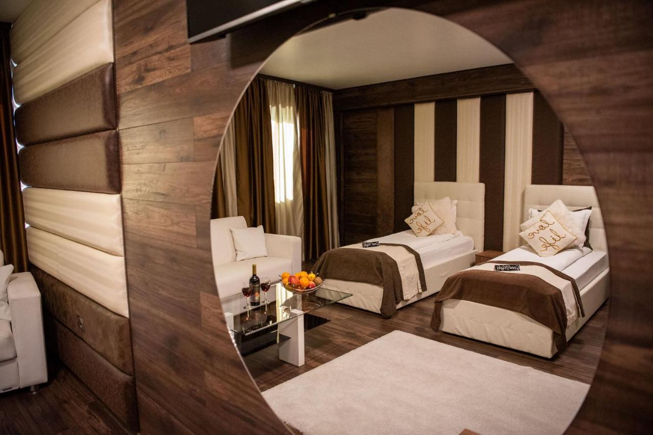 Acktion Deluxe Otel Shumen Dış mekan fotoğraf