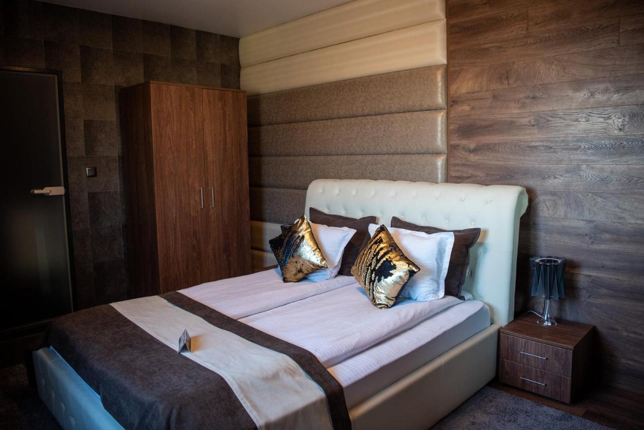 Acktion Deluxe Otel Shumen Dış mekan fotoğraf