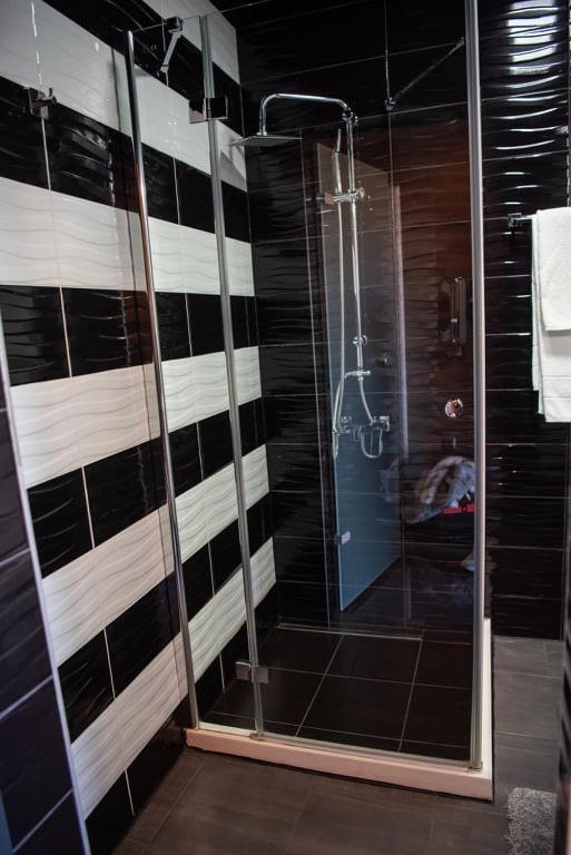 Acktion Deluxe Otel Shumen Dış mekan fotoğraf