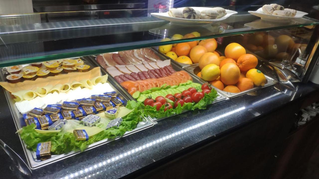 Acktion Deluxe Otel Shumen Dış mekan fotoğraf