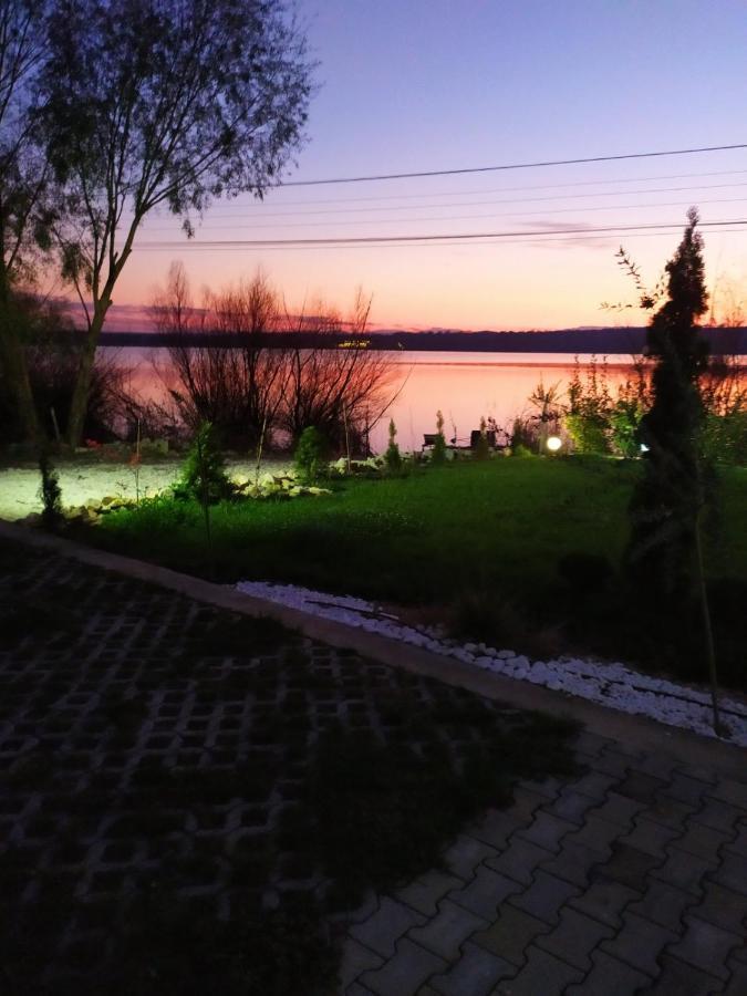 Acktion Deluxe Otel Shumen Dış mekan fotoğraf